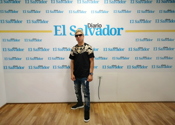 Walex viene «Cachimbon» a El Salvador