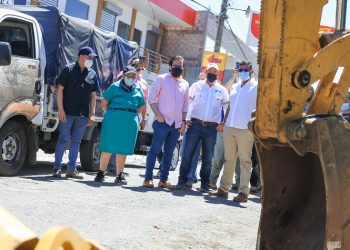 Dirección de Obras Municipales dinamiza economía de zona oriental con el Plan Nacional de Bacheo