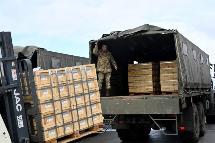 Rusia envió una queja formal advirtiendo al gobierno estadounidense de «consecuencias imprevisibles» por la ayuda militar creciente a Ucrania, según medios.. Foto AFP.