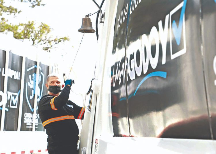Son cuatro nuevos camiones compactadores los que ya funcionan en el municipio.