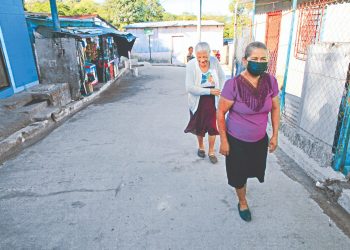 Mujeres de Berlín construyen el desarrollo de sus comunidades