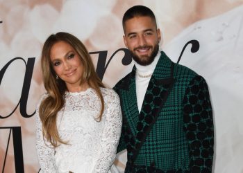 Maluma confesó al público qué sintió con los besos que se dio con Jennifer López en la película «Marry Me»