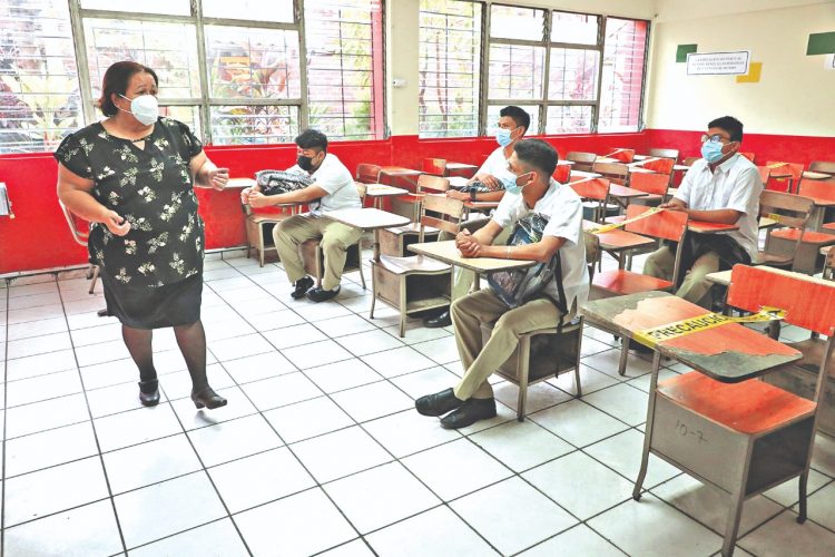 El Órgano 
Legislativo buscó 
dar una pronta 
solución a favor de 
la educación con 
las disposiciones 
transitorias 
aprobadas