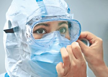 «La vacuna ha sido una esperanza»: doctora de Hospital El Salvador