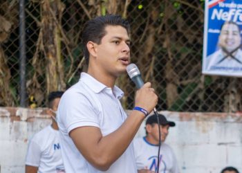 Concejal y directores de varios municipios se suman a las renuncias en ARENA