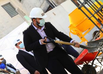 Gobierno coloca primera piedra para construcción del Centro de Hemodiálisis Magisterial Región Central y del Policlínico Magisterial de San Salvador