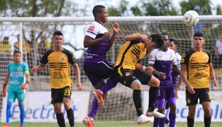 Chalatenango  enfrenta a Platense esta noche. Foto Roberto Baires