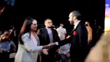 Periodista de Diario El Mundo manipula video para hacer creer desplante del presidente Nayib Bukele a diputada