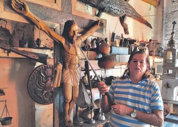 Viroleño cuenta con más de 10,000 piezas de colección