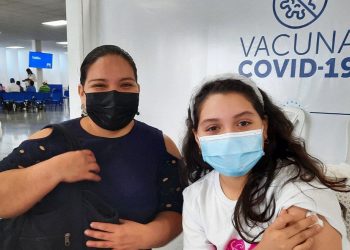 «El plan de vacunación en nuestro país me parece excelente porque nos ayuda a prevenir la enfermedad»: Ana Martínez, madre de tres hijos