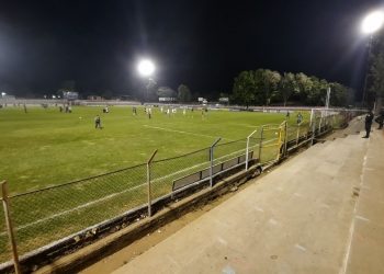 Firpo y FAS se acompañaron con la intimidad en el Sergio Torres Rivera
