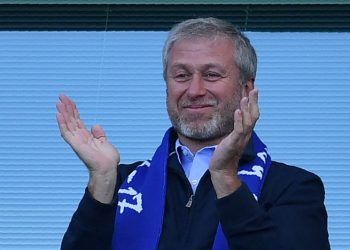 Chelsea pide conversaciones con gobierno británico tras sanciones a Abramóvich