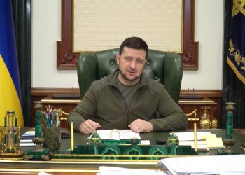 Presidente de Ucrania firma ley sobre confiscación de propiedades rusas