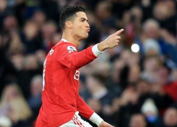 Cristiano Ronaldo se convierte en el máximo goleador de la historia en partidos oficiales