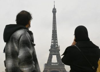 La Torre Eiffel pega el estirón