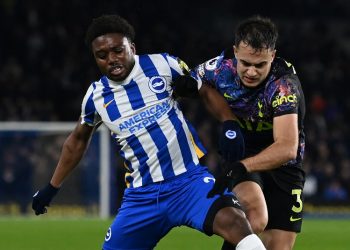 Tottenham no se rinde y se acerca de nuevo a puestos de Champions