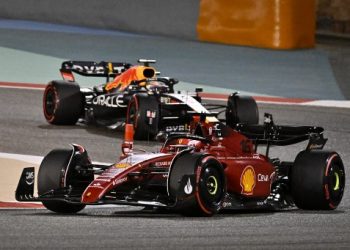 Ferrari abre la temporada de la Fórmula 1 con triunfo de Leclerc en Baréin y Sainz Jr segundo
