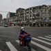 Confinada la mitad de la ciudad china de Shanghái por brote de covid-19
