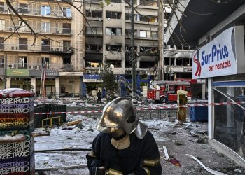 Tres muertos en explosión de una fábrica de dinamita en Grecia
