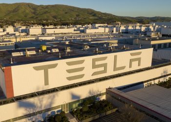 Tesla obtiene aprobación final para abrir su megafábrica cerca de Berlín