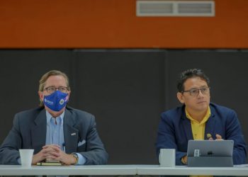 Ministro de Educación se reúne con implementadoras de proyectos educativos