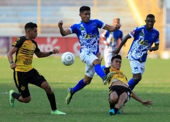 Platense logró su tercer triunfo al hilo a costa del Atlético Marte