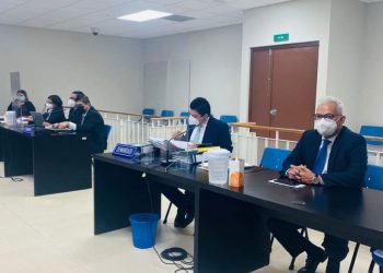 Exsecretario particular de Saca enfrenta audiencia por enriquecimiento ilícito