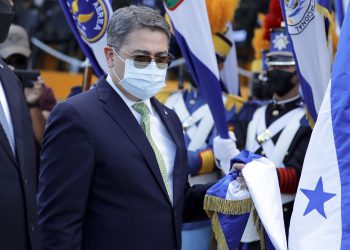 Defensa del expresidente de Honduras presentan recurso de amparo para impedir extradición