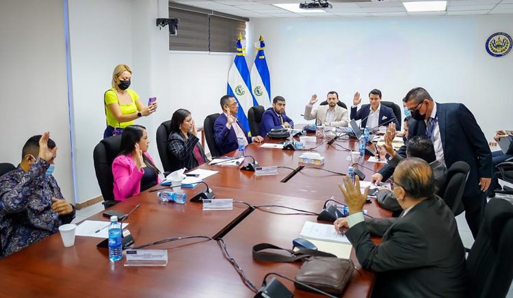 Reunión de la comisión de hacienda.