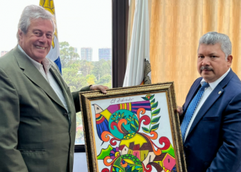 Presidente de BANDESAL, Juan Pablo Durán, culmina gira por Uruguay