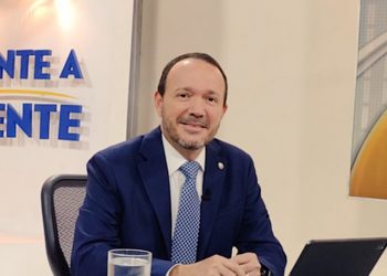 Extorsión y homicidio dejan de ser los delitos más cometidos en El Salvador, afirma el ministro de Seguridad