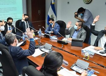 Comisión de Economía da luz verde a llenado universal de cilindros de gas propano