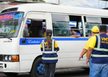Diputados aprueban fondos para contratación de motoristas y mantenimiento de unidades de transporte público