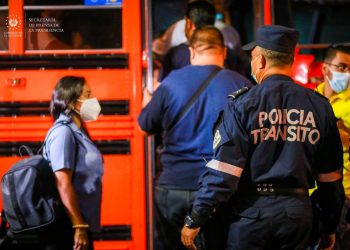 Gobierno de El Salvador continúa proporcionando transporte seguro y gratuito a usuarios de rutas 42 y 152
