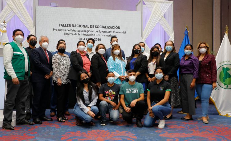 Representantes de instituciones de Gobierno y de la sociedad civil, participaron en la creación de la Mesa Nacional de Juventud Rural.