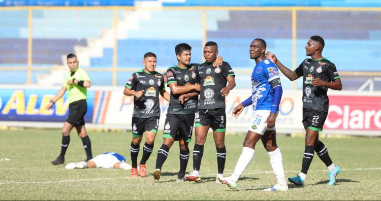 Metapán se impuso a Atlético Marte. Foto: Sofía Mazariego.