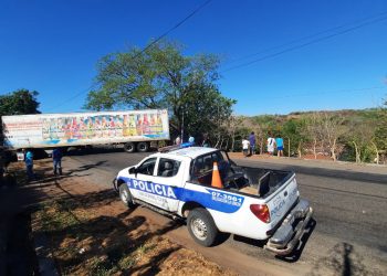 Aparatoso accidente de tránsito causó bloqueo en la carretera a la frontera El Amatillo, La Unión
