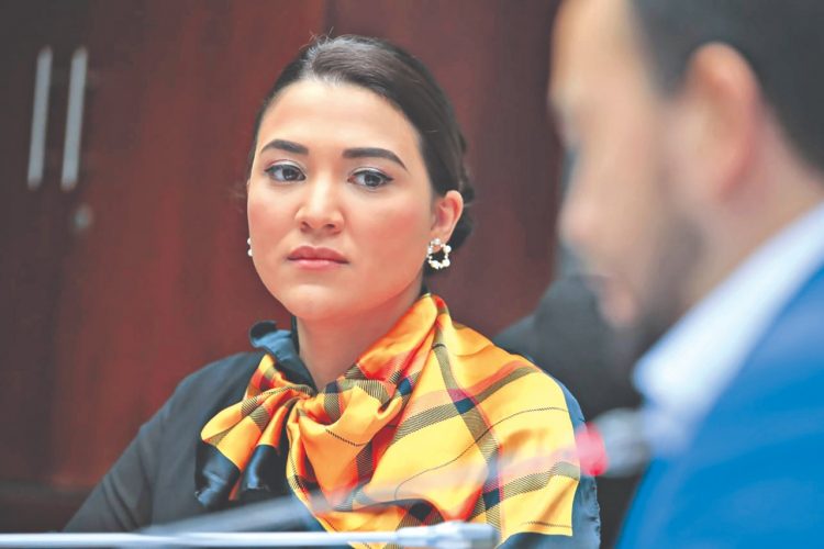 LIDERAZGO LAS
MUJERES HAN
DEMOSTRADO
QUE PUEDEN
DIRIGIR CARTERAS
ESTATALES O
ESTAR AL FRENTE
DE COMISIONES
EN LA ASAMBLEA
LEGISLATIVA