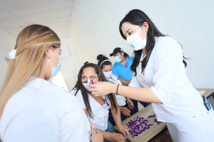 El trabajo en conjunto entre las secretarías municipales y la secretaría departamental en La Libertad llevará importantes proyectos a las mujeres del departamento.