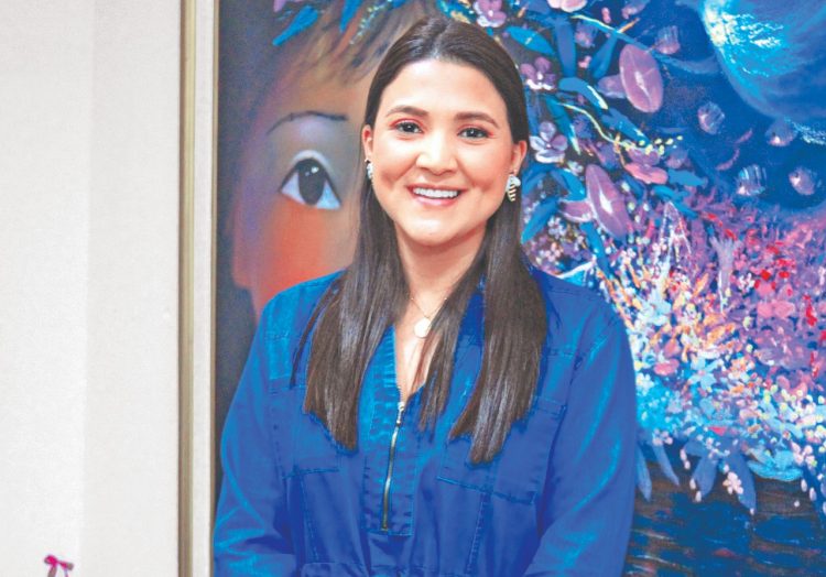 Alexia Rivas,
diputada de la
bancada cian y
presidenta de
la comisión de
ONG fachadas