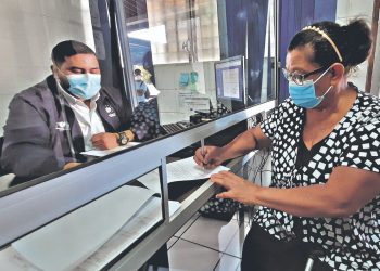 Ana Lucía volverá a ganarse la vida haciendo pupusas