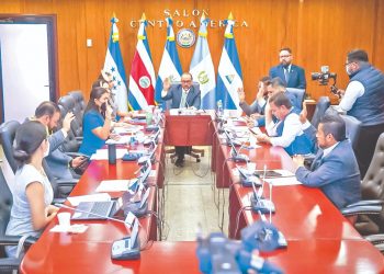 Finalizan entrevistas para nuevo presidente del TEG