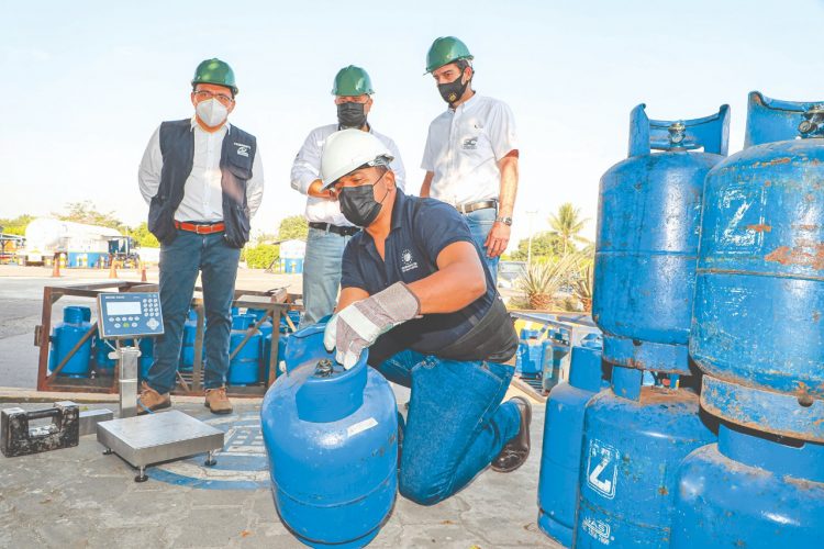 Las empresas distribuidoras ahora podrán llenar los cilindros de todos los colores, lo que generará más competencia.