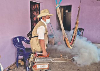 Lanzan campaña de fumigación en Pasaquina, La Unión