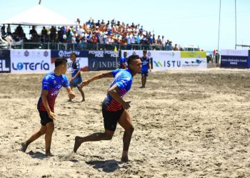 Maravilloso debut de La Pirraya, campeón masculino del fútbol playa
