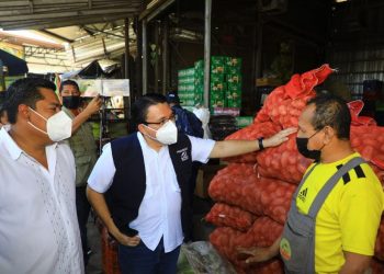 Defensoría del Consumidor realiza inspección de precios en el Mercado La Tiendona este domingo