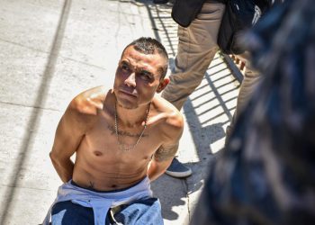 Ministro de Seguridad, Gustavo Villatoro, dirige operativo en Distrito Italia
