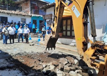 La Dirección de Obras Municipales comienza a recuperar las calles en Alegría