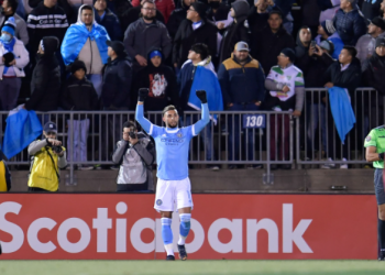 El Comunicaciones del salvadoreño Alex Larín cae por 3-1 ante el New York City en Liga de Campeones de Concacaf