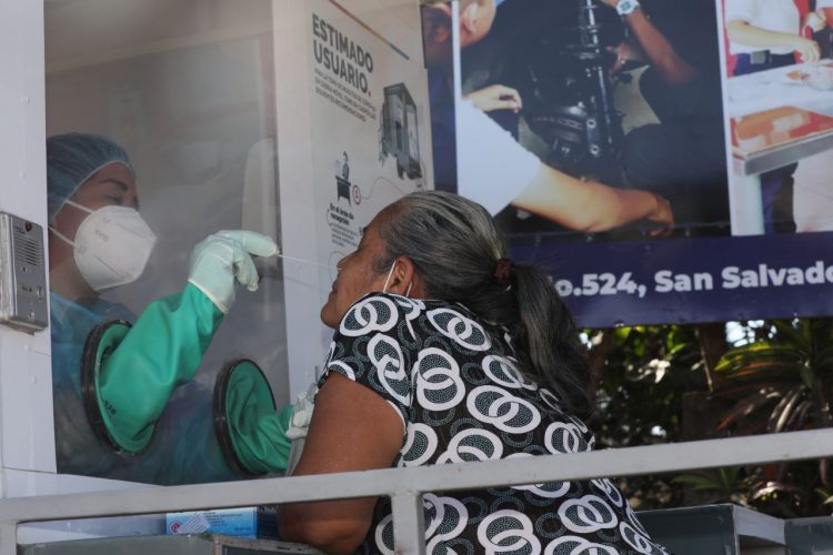 Tamizaje en Panchimalco. Foto> Francisco Campos
